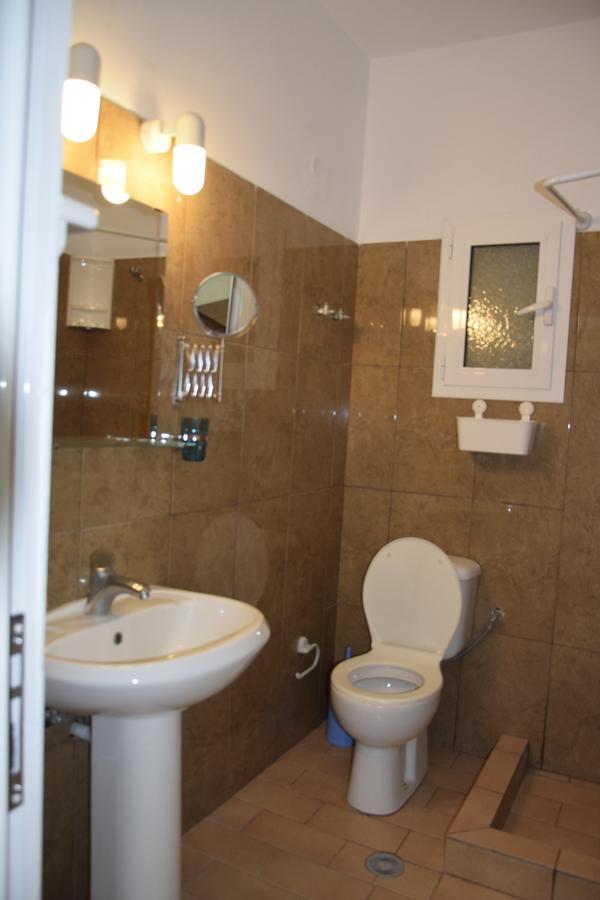 Zotos Apartment Himarë Extérieur photo