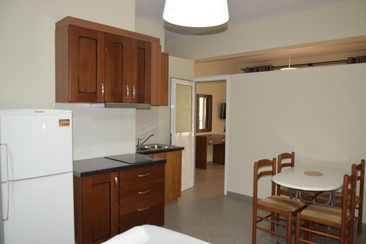 Zotos Apartment Himarë Extérieur photo