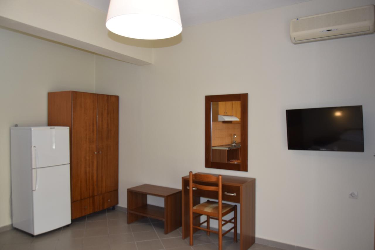 Zotos Apartment Himarë Extérieur photo